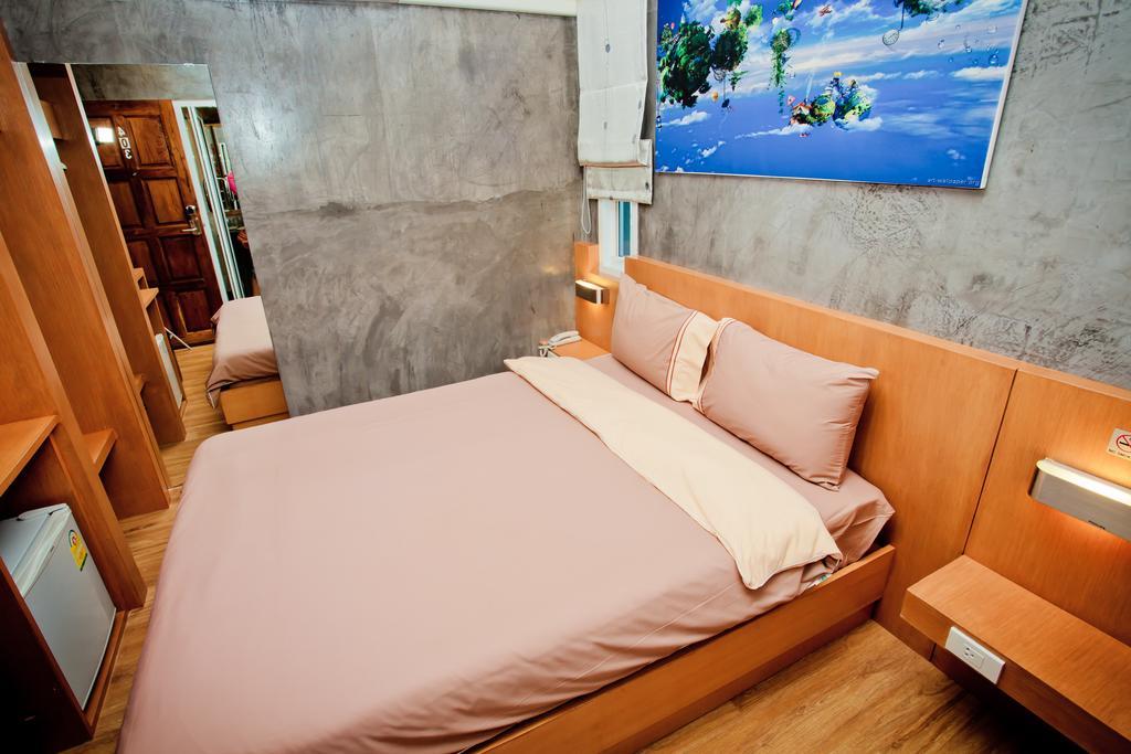Chaphone Guesthouse Phuket Zimmer foto