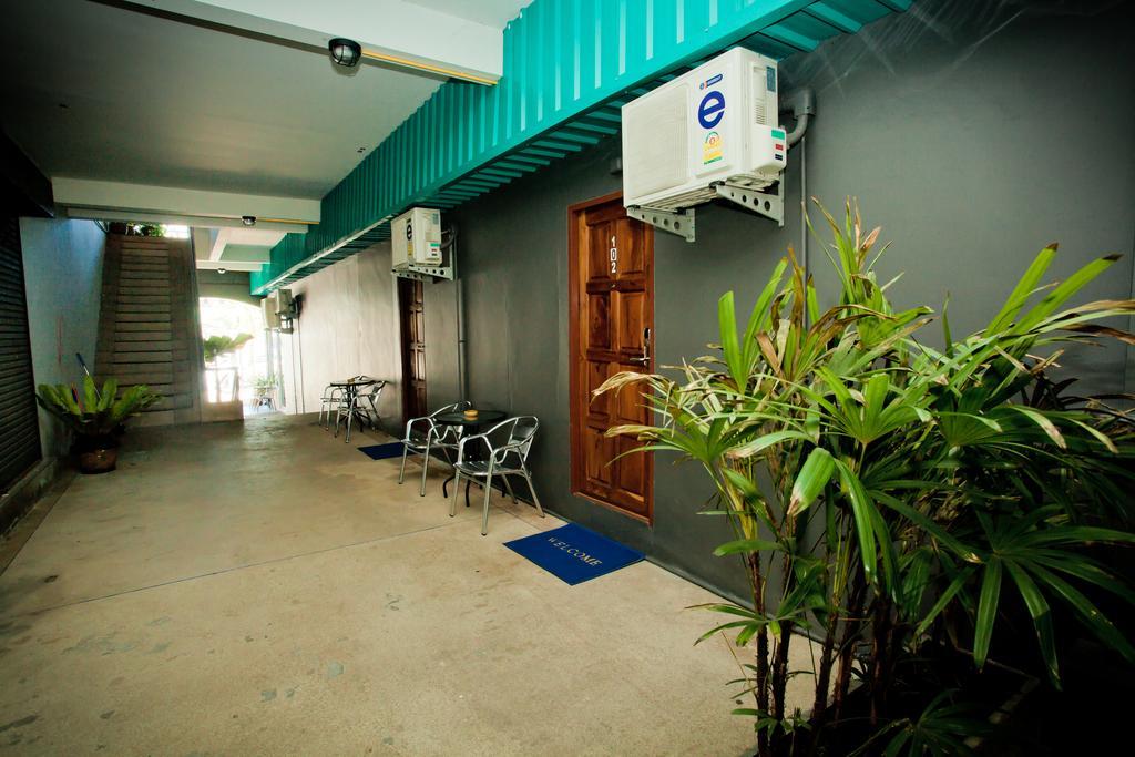 Chaphone Guesthouse Phuket Exterior foto